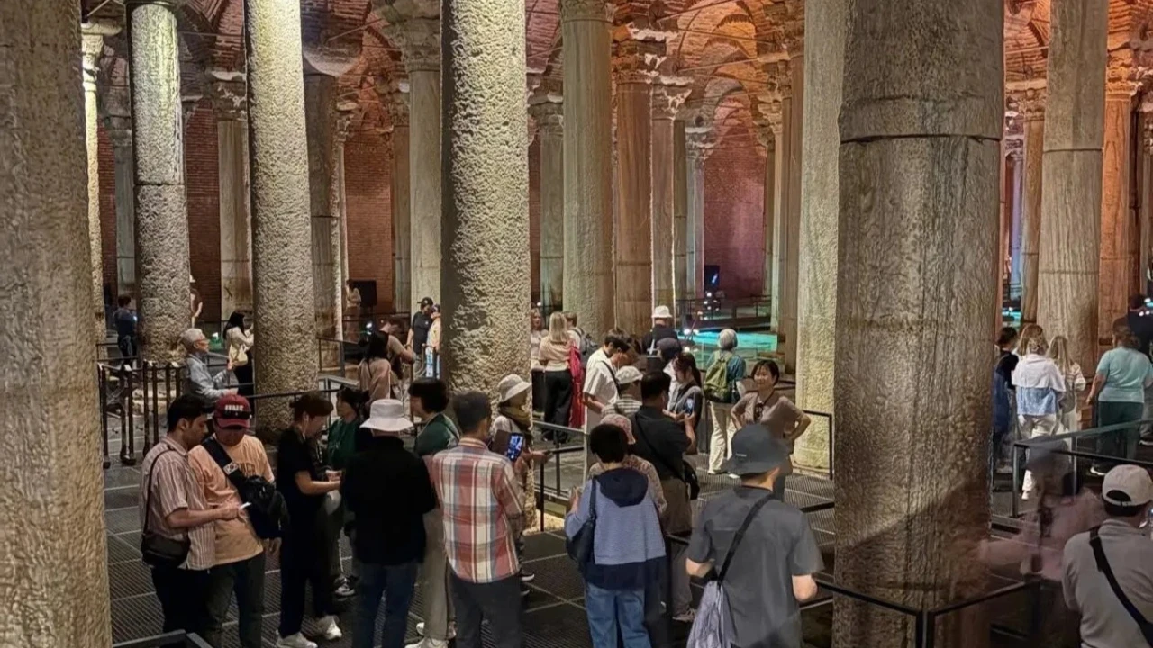 Kültürel mirasta tarihi devir: Yerebatan Sarnıcı yeniden açıldı: Haziran ayı boyunca tamamen ücretsiz!