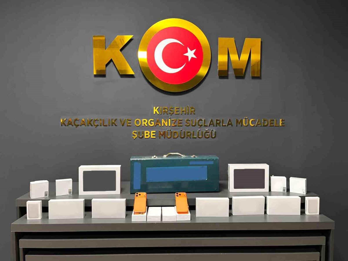Kırşehir'de çok sayıda kaçak ürün yakalandı