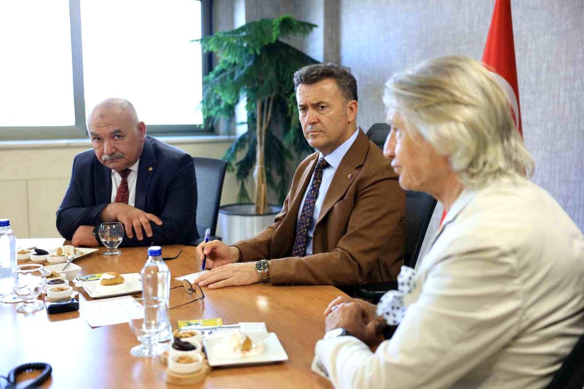 Halep'ten Mersinli sanayicilere yatırım daveti