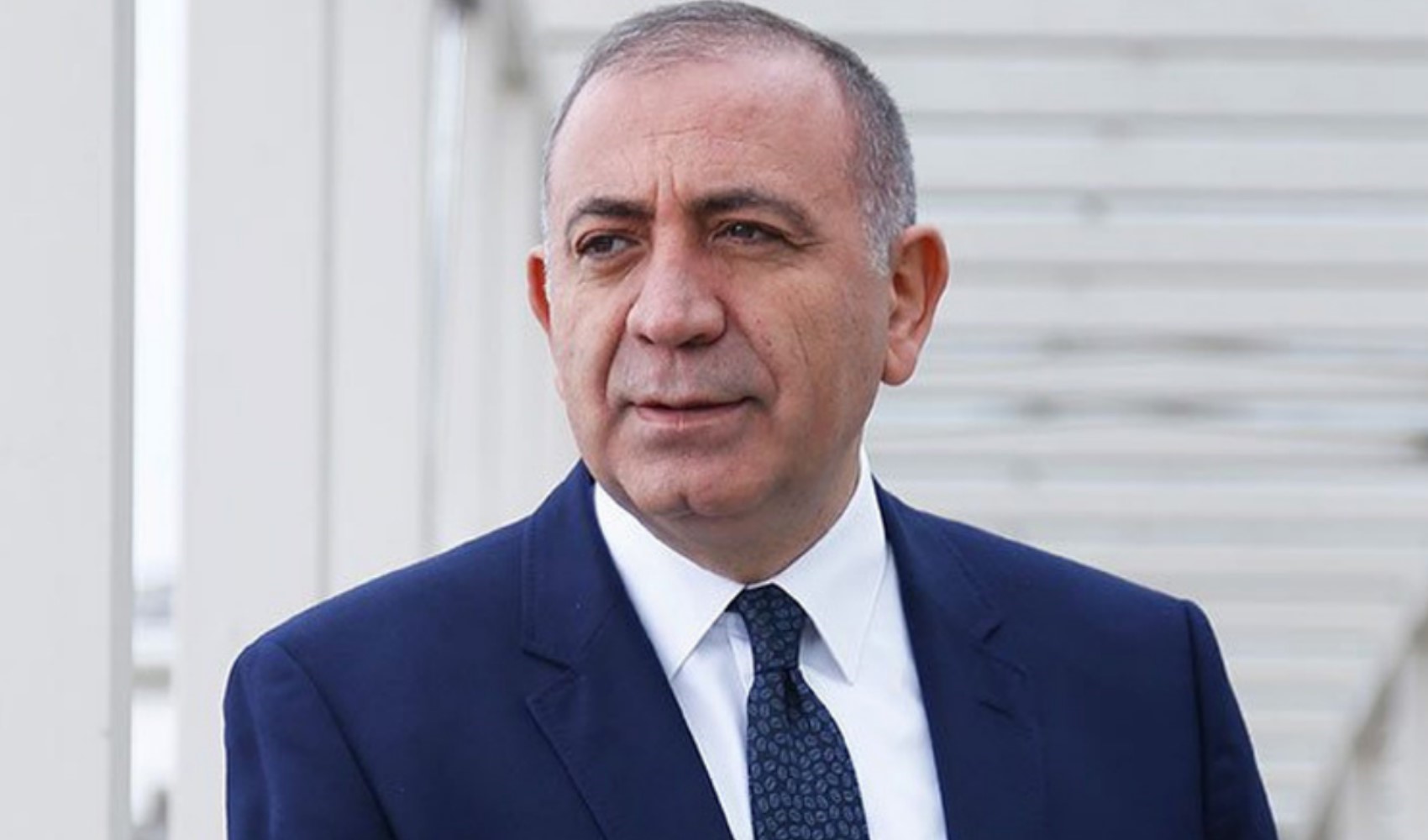Gürsel Tekin'den dikkat çeken çıkış: İhraç sinyali verdi