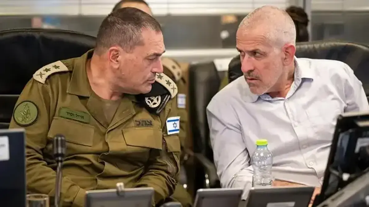 BAE'de hareketli saatler: İsrailli eski istihbarat şefi apar topar ülkeden çıkarıldı!