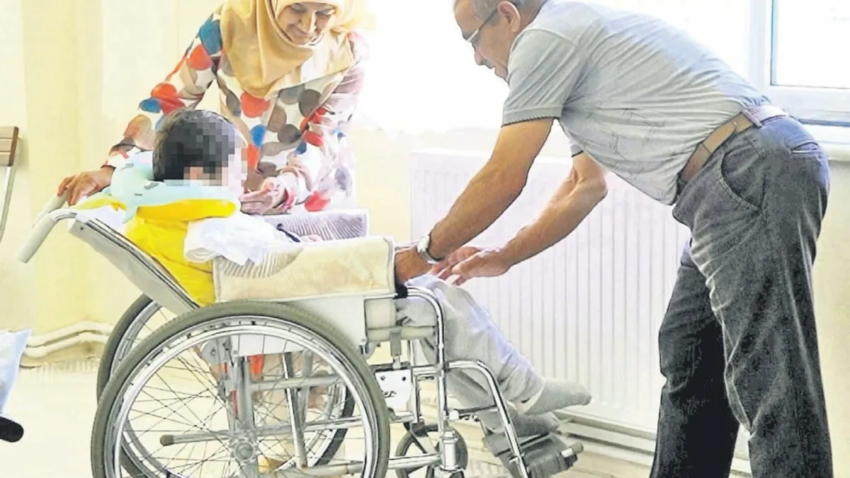 Engelleri aşan anne: Engelli iki evladını kaybeden çift Recep'e yuva oldu