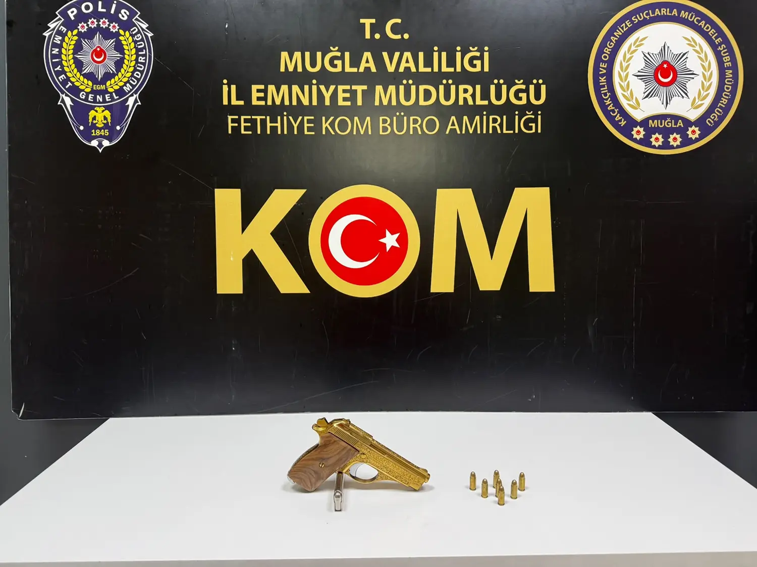 Silah kaçakçılarına eş zamanlı baskın! Muğla ve Antalya'da 10 gözaltı