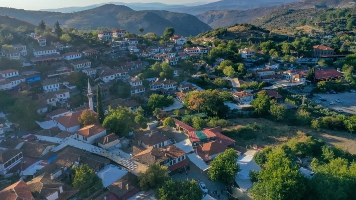 İzmir'de günübirlik gidebileceğiniz en güzel 10 yer! İlk sıradaki herkesi şaşırtıyor