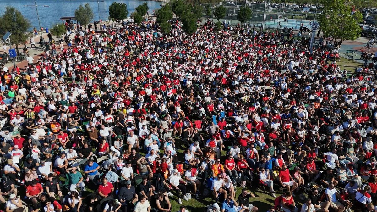 İzmir'de milli heyecan yine meydanlarda yaşanacak