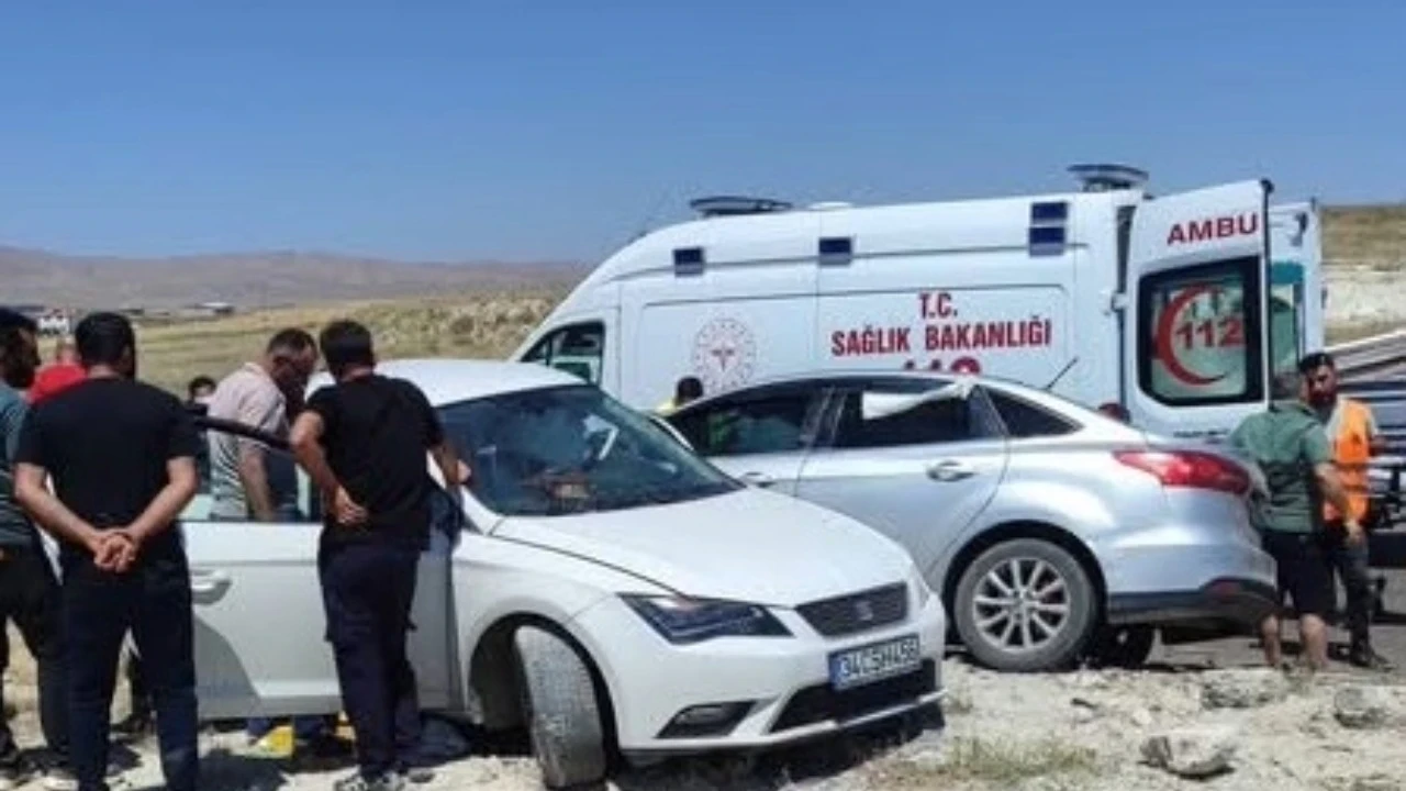 Kayseri'de feci kaza: Ölü ve yaralılar var