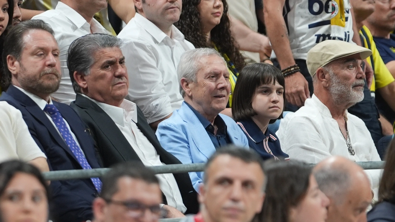 Son Dakika | Fenerbahçe'den teknik direktör açıklaması: Resmen duyurdular