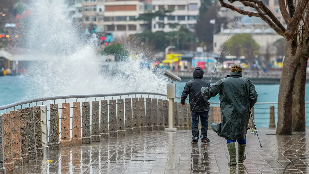 İstanbul'da öğleden sonra dikkat: Yağışlar zirveye ulaşacak! Uzmanı A Haber’de uyardı