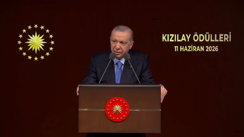 Türk Kızılay Ödülleri Töreni'ne katılan Cumhurbaşkanı Erdoğan'dan İsrail'e 'zulüm' tepkisi: 'Böyle devam ederlerse akıbetleri tarihteki diğer zalimler gibi olacak'