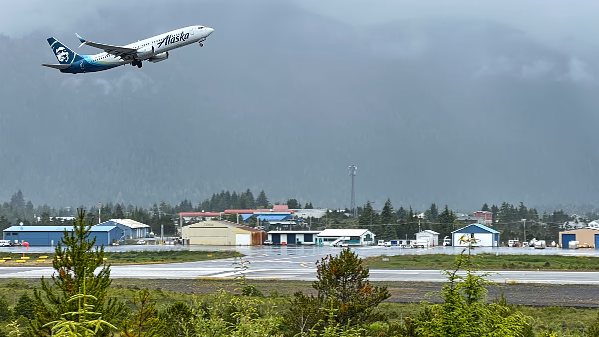 Jet lag yorgunluğuna karşı: Uzmanlar ne yenilip içileceğini anlattı
