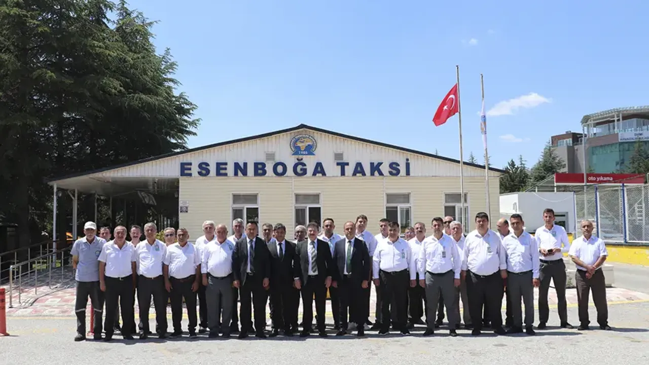 Ankara taksicileri NATO Zirvesi için hazır: Lokum, kolonya ve soğuk su ikram edilecek