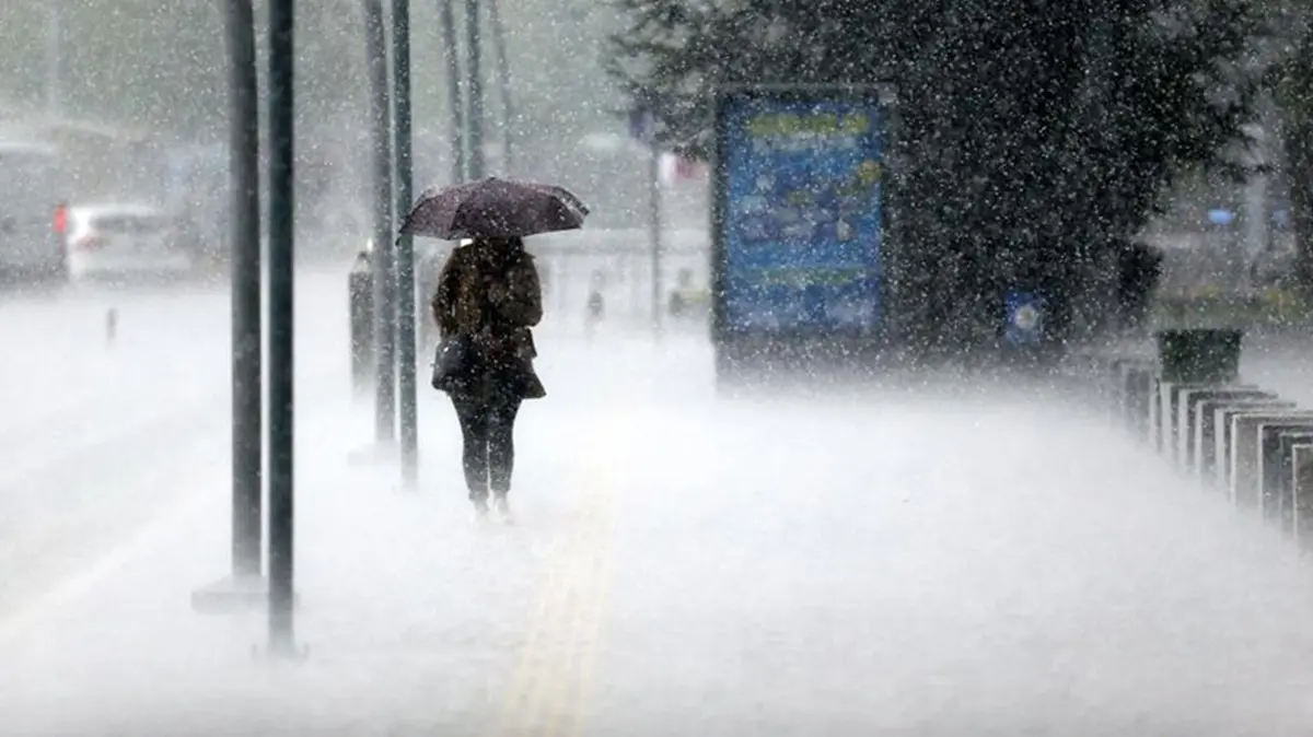 İstanbul ve Ankara'ya sağanak yağış geliyor: Meteoroloji tarih verdi