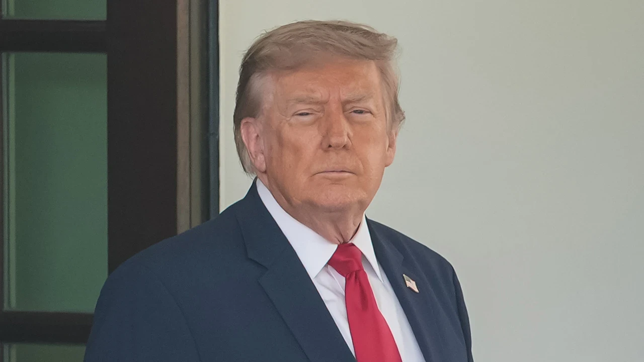 Trump duyurdu: Masaya oturup müzakere etmezlerse tüm enerji santrallerini yıkacağız