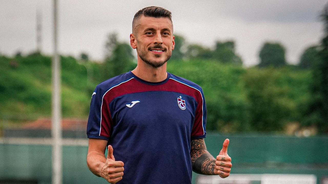Metehan Mimaroğlu: 'Trabzonspor'dan teklif alınca hiç düşünmedim'