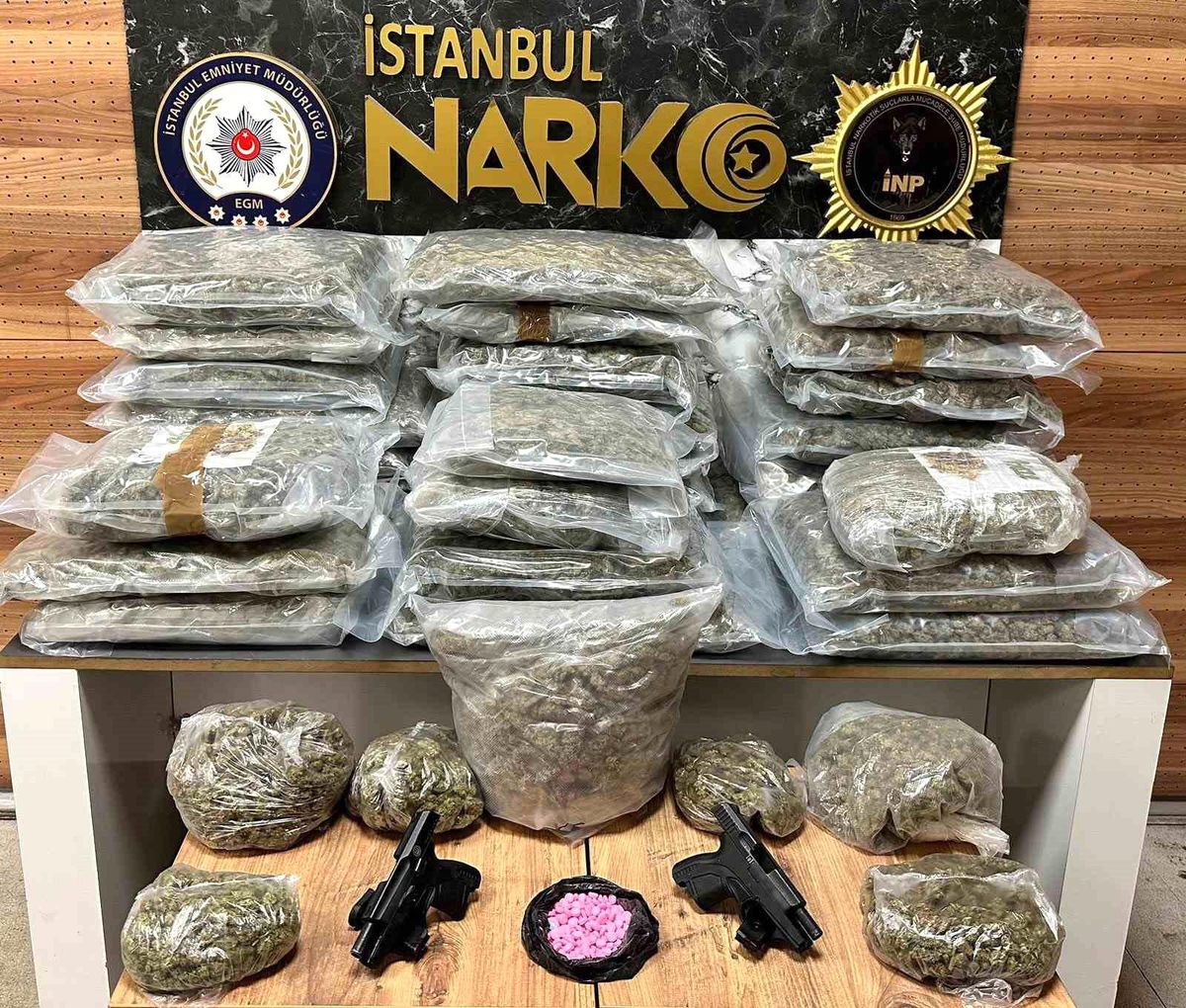 İstanbul'da uyuşturucu operasyonu: 7 gözaltı