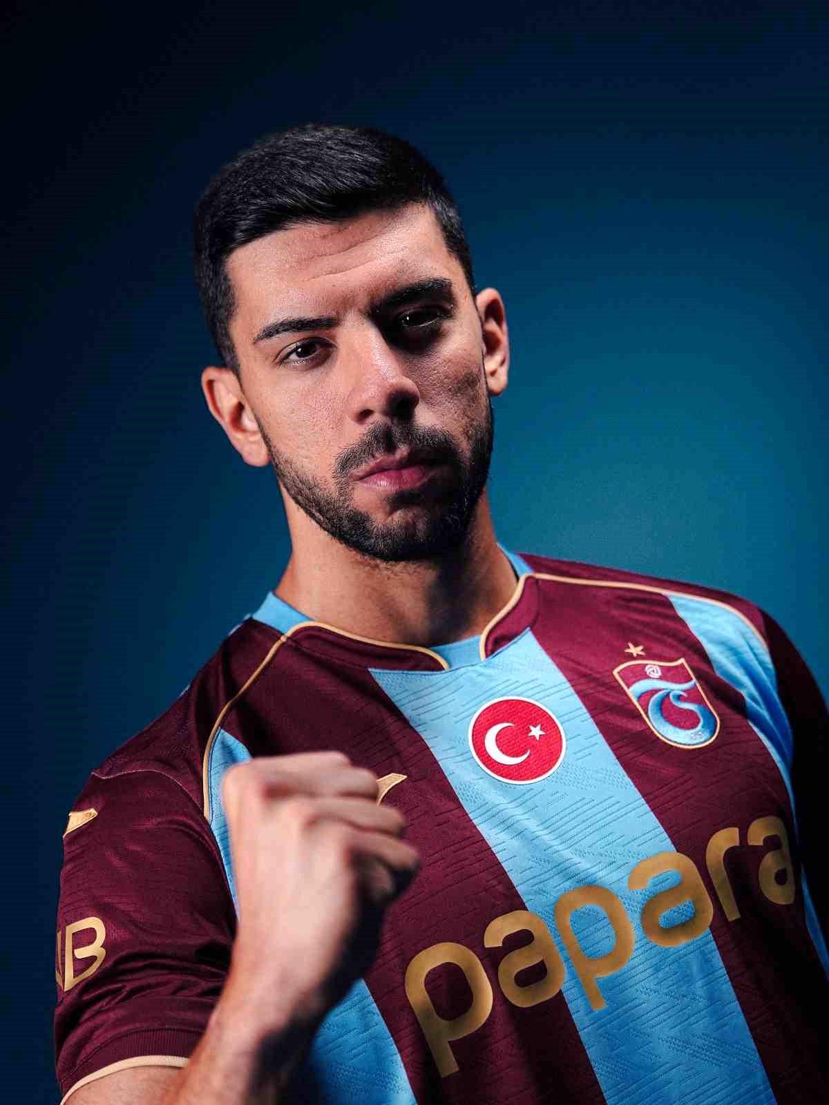 Trabzonspor, Cenk Özkaçar transferini resmen açıkladı
