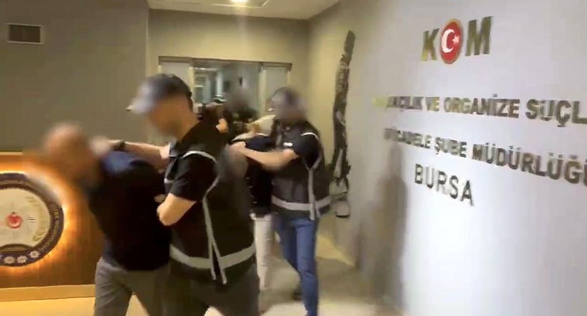 Bursa'da vatandaşın canını bezdirmişlerdi...Şafak operasyonu ile yakalandılar