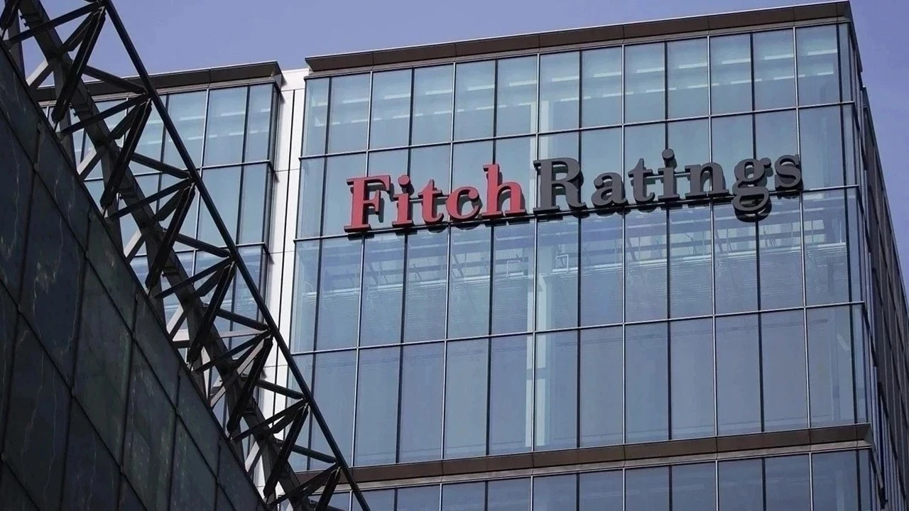 Fitch, Türkiye tahminlerini güncelledi: İşte dolar, enflasyon ve büyüme beklentileri...