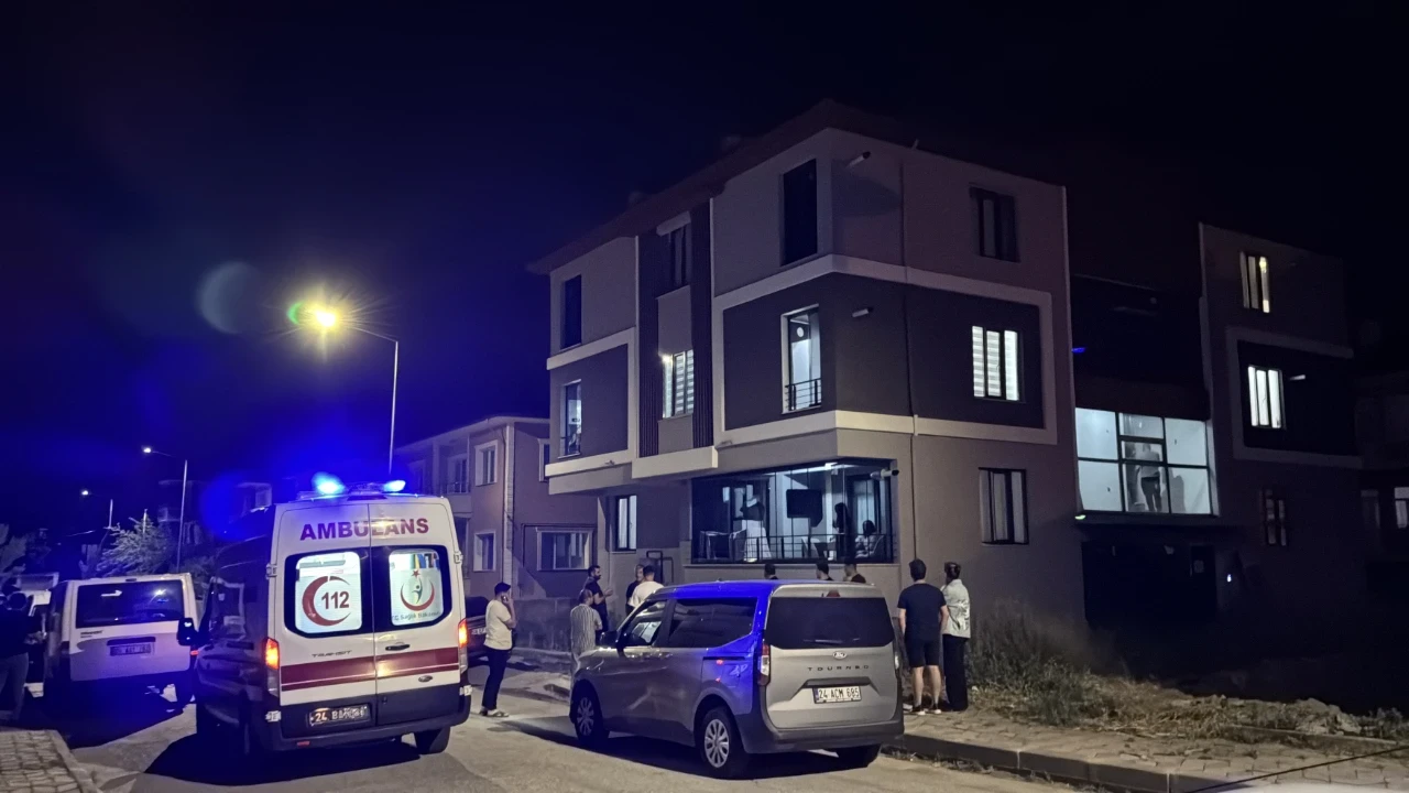 Eski eşini ve yanındaki kişiyi öldürdü