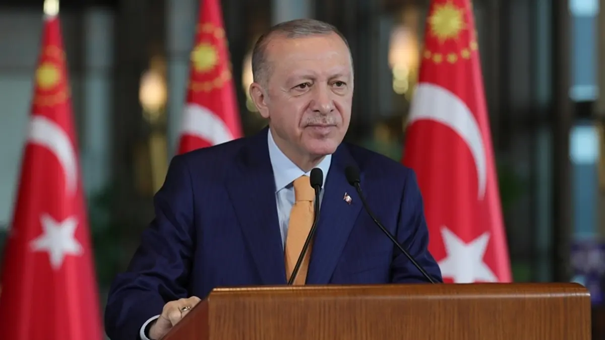 Fenerbahçe'ye tebrik telefonu! Cumhurbaşkanı Erdoğan, Aziz Yıldırım ile görüştü