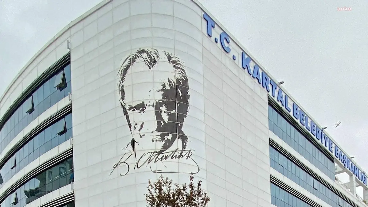 Kartal'da 'adrese teslim ihale' tartışması! AK Parti'den CHP'ye 'kamu kaynakları boşuna harcandı' tepkisi