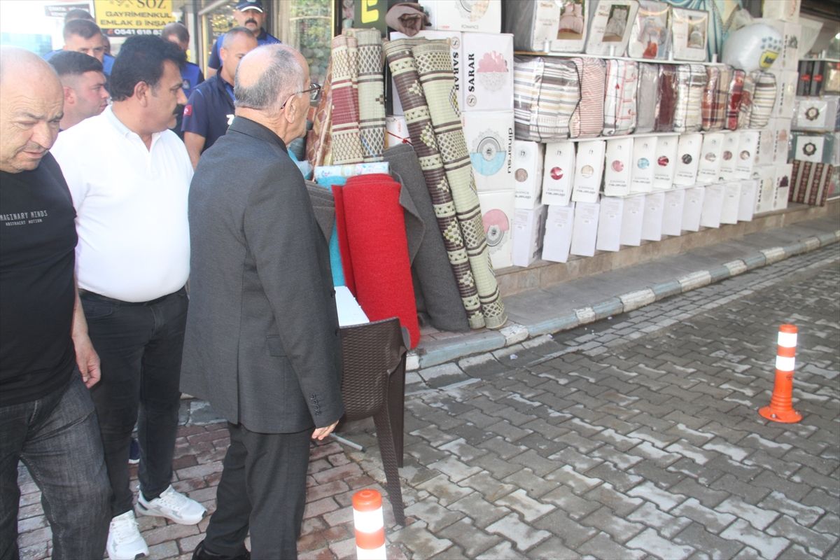 Beyşehir'de zabıtadan kaldırım işgali denetimi