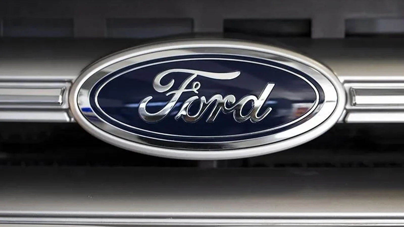 Ford yapay zekaya güvenip işten çıkardığı çalışanları geri aldı