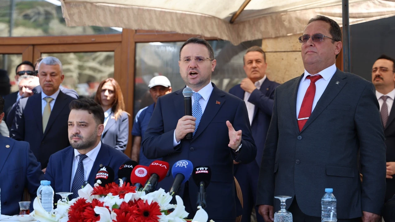 Bakan Gürlek'ten Doğal Gaz, TOKİ ve Turizm Müjdesi