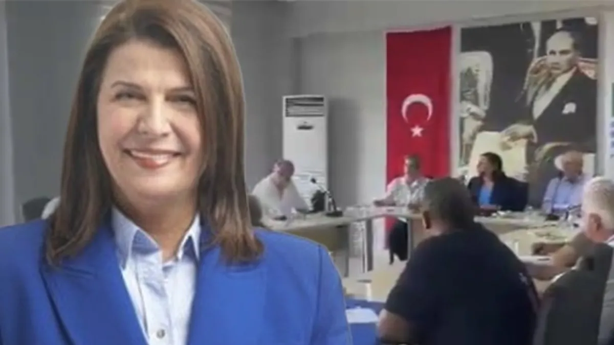 CHP'li Foça'da yolsuzluk skandalı! Gerçekleri duymak Belediye Başkanı Fıçı'yı çıldırttı: 'Yayını kapatın,...