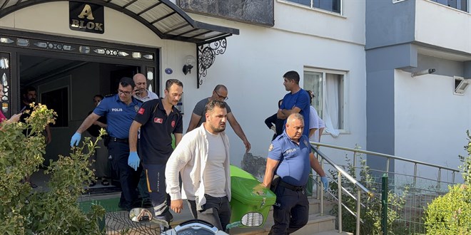 Gaziantep'te asansöre sıkışan 66 yaşındaki kadın hayatını kaybetti