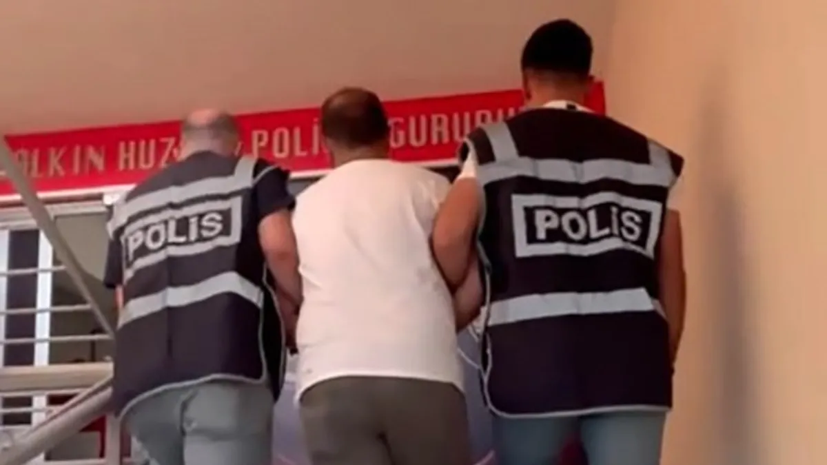 İzmir'de nefes kesen operasyon! 25 yıl 6 ay hapis cezası bulunuyordu…