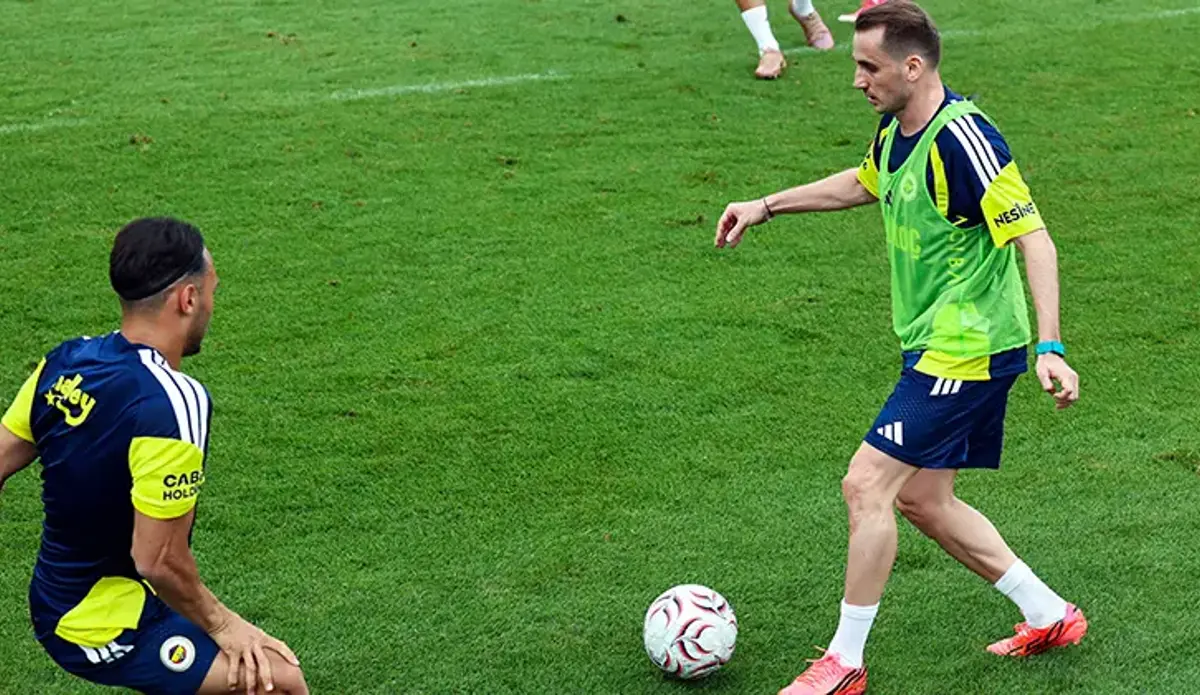 Fenerbahçe, Avusturya kampındaki ilk antrenmanını yaptı