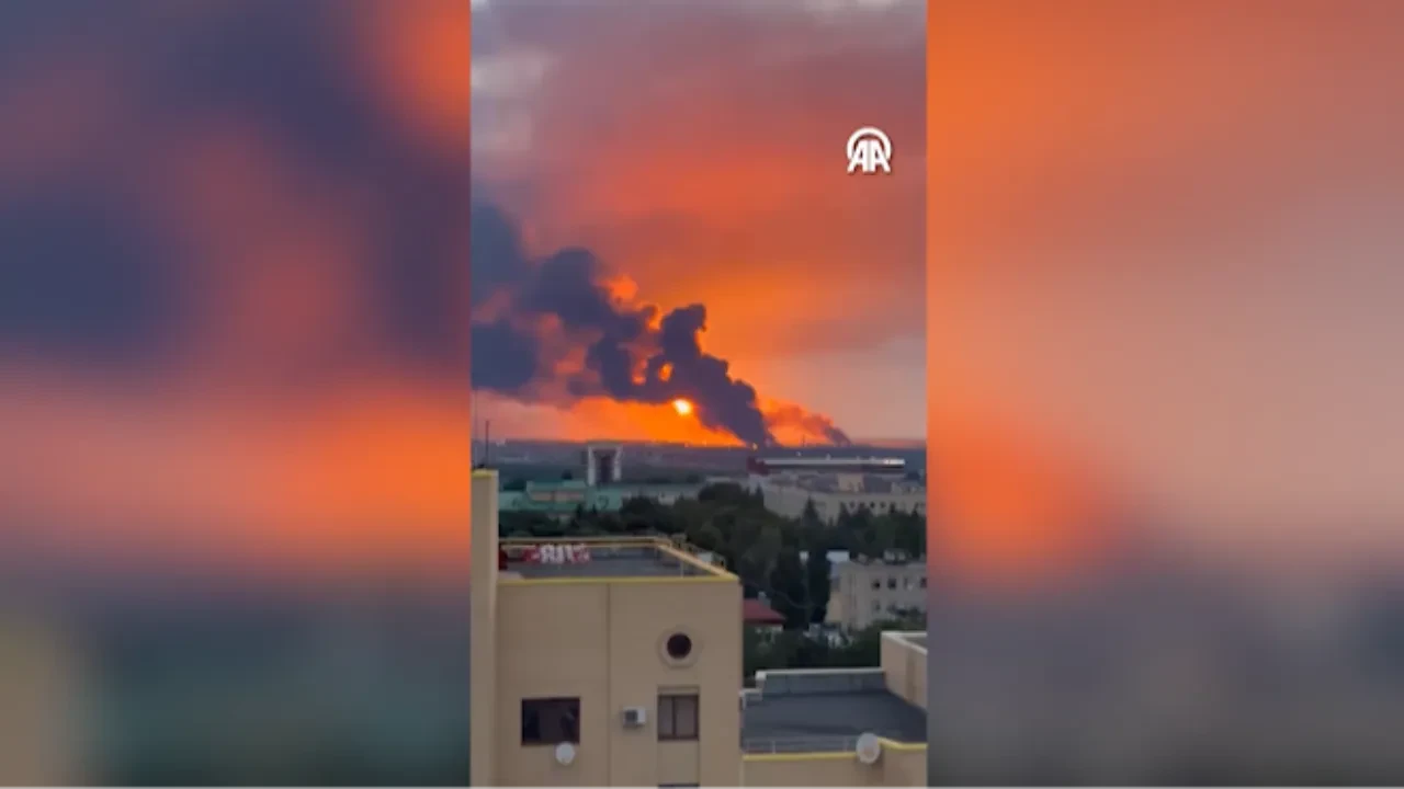 Ukrayna, Rusya'daki 3 petrol rafinerisini vurdu!