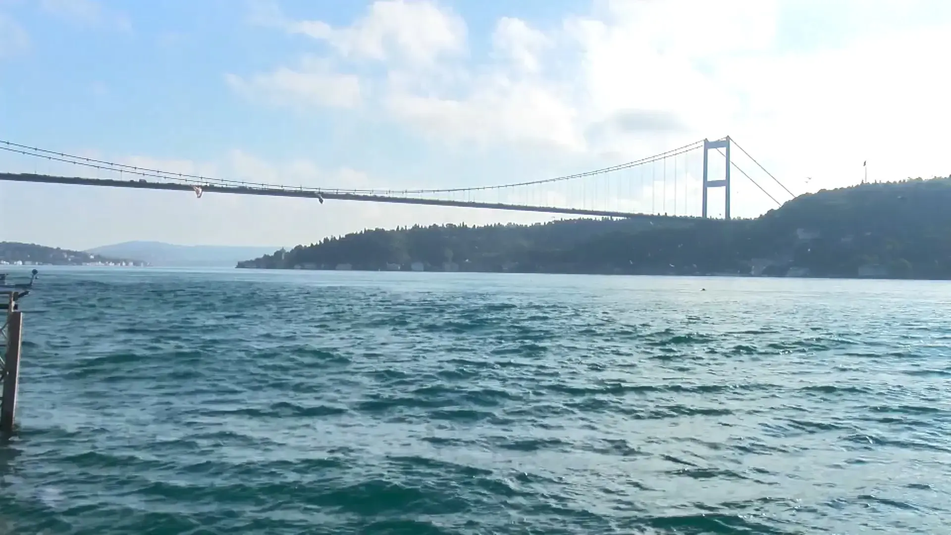 İstanbul Boğazı transit gemi geçişine kapatıldı