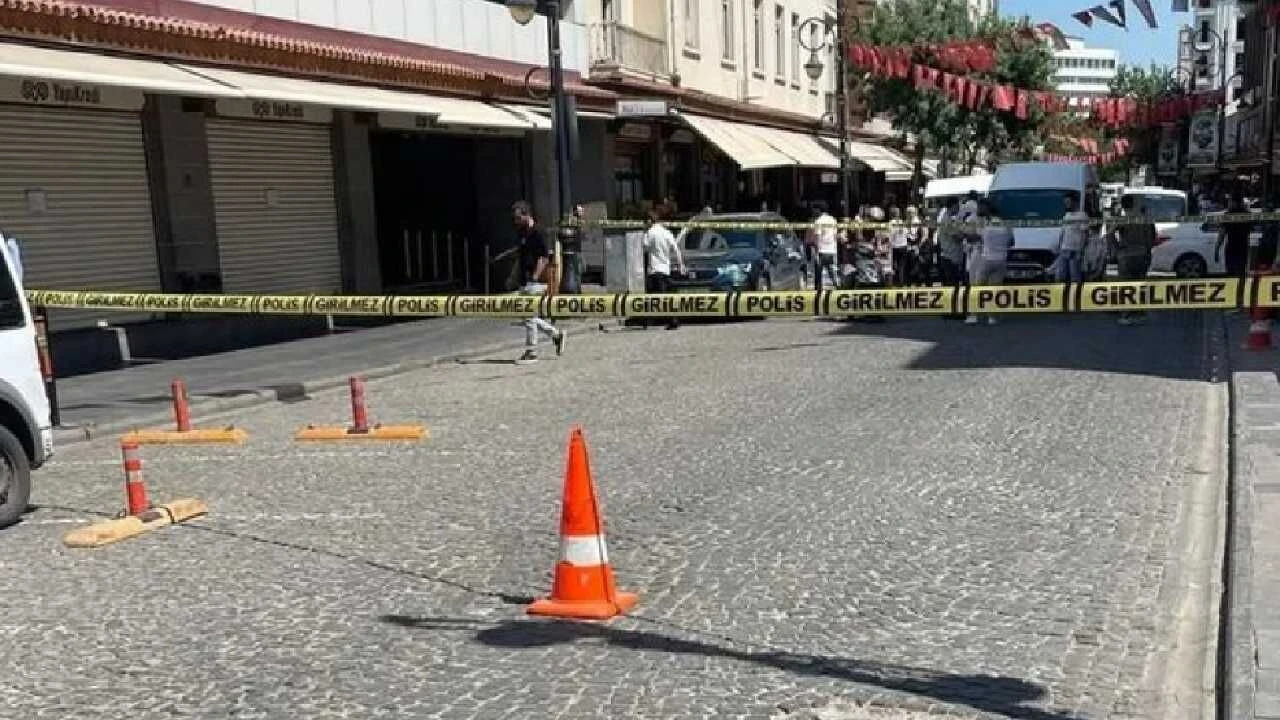 Diyarbakır'da bir banka şubesine yönelik silahlı saldırı: 2 kişi tutuklandı