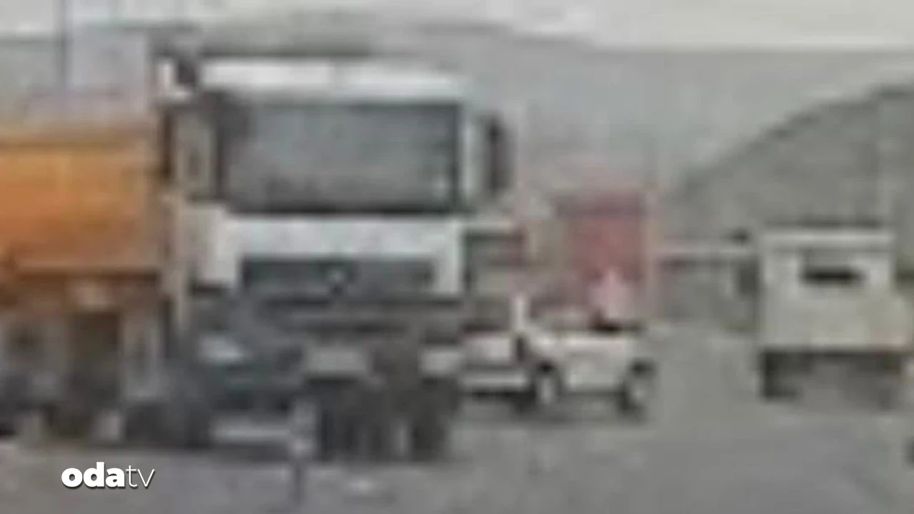 TIR'dan korktu şarampole yuvarlandı