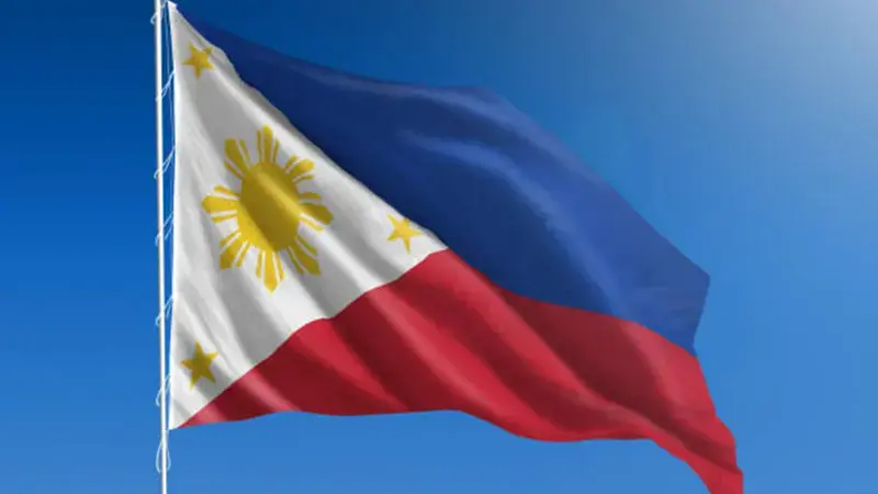 Filipinler'de liseye düzenlenen silahlı saldırıda 3 öğrenci hayatını kaybetti