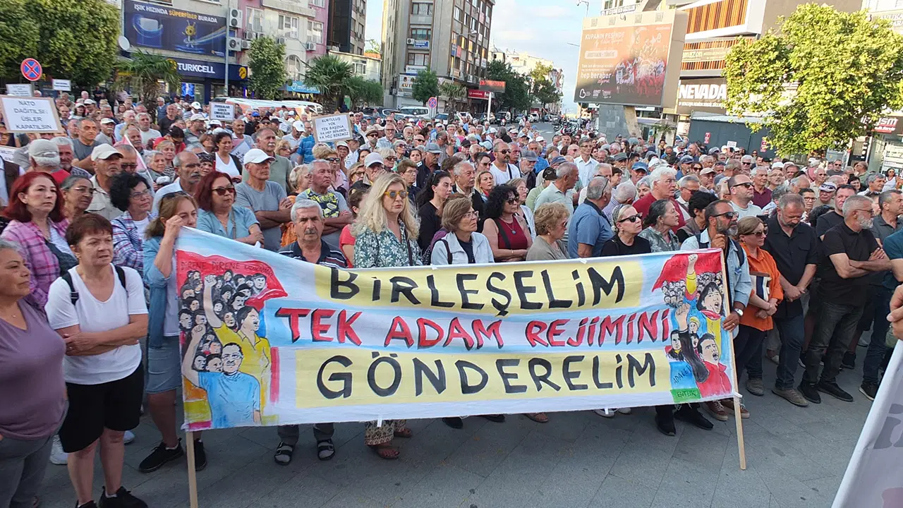 Balıkesir'de 'mutlak butlana hayır' eylemi: 'Butlanı da sultanı da kabul etmiyoruz'