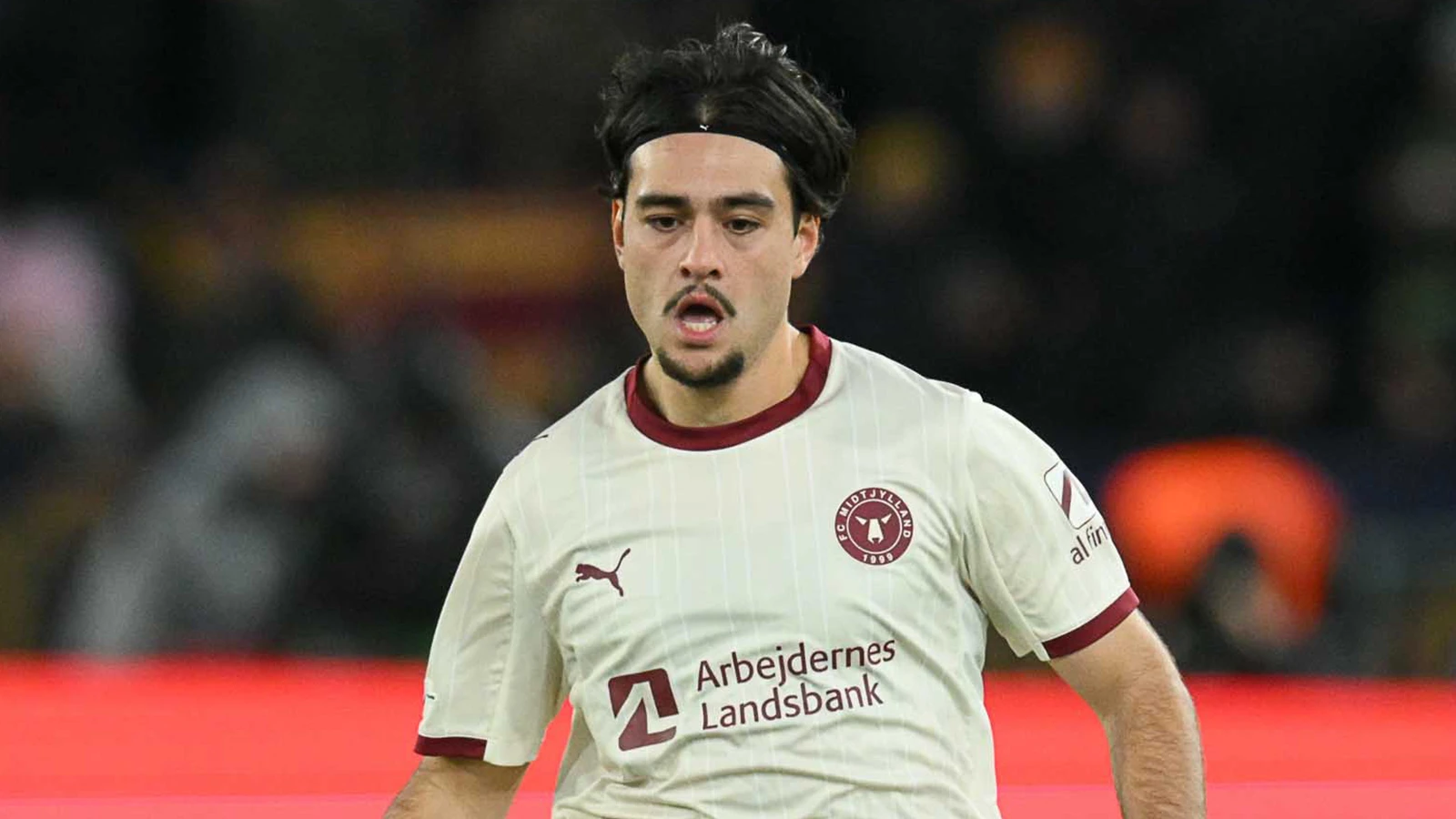 Trabzonspor bir transferi daha bitirdi: Aral Şimşir, Türkiye'ye geliyor