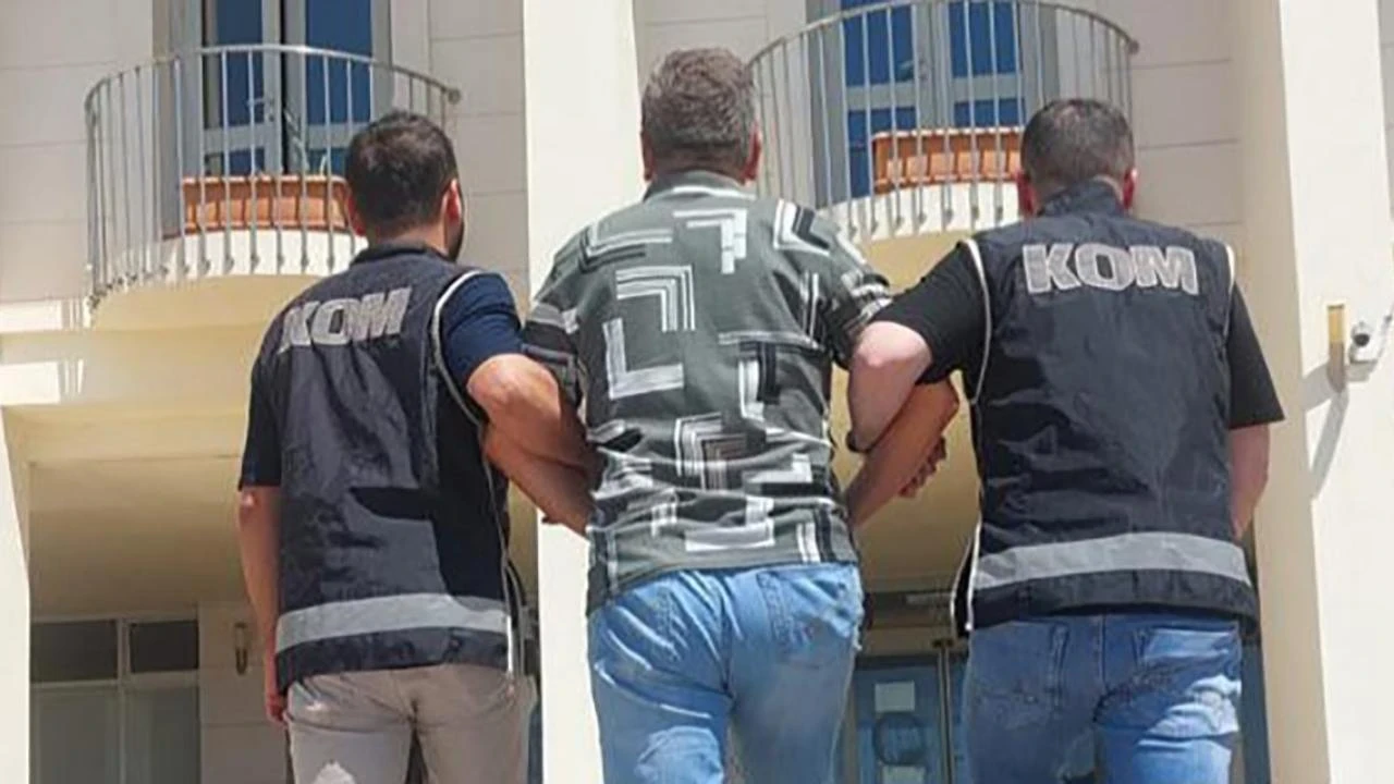 Bodrum'da sahte içki operasyonu: Yüzlerce litre etil alkol ele geçirildi