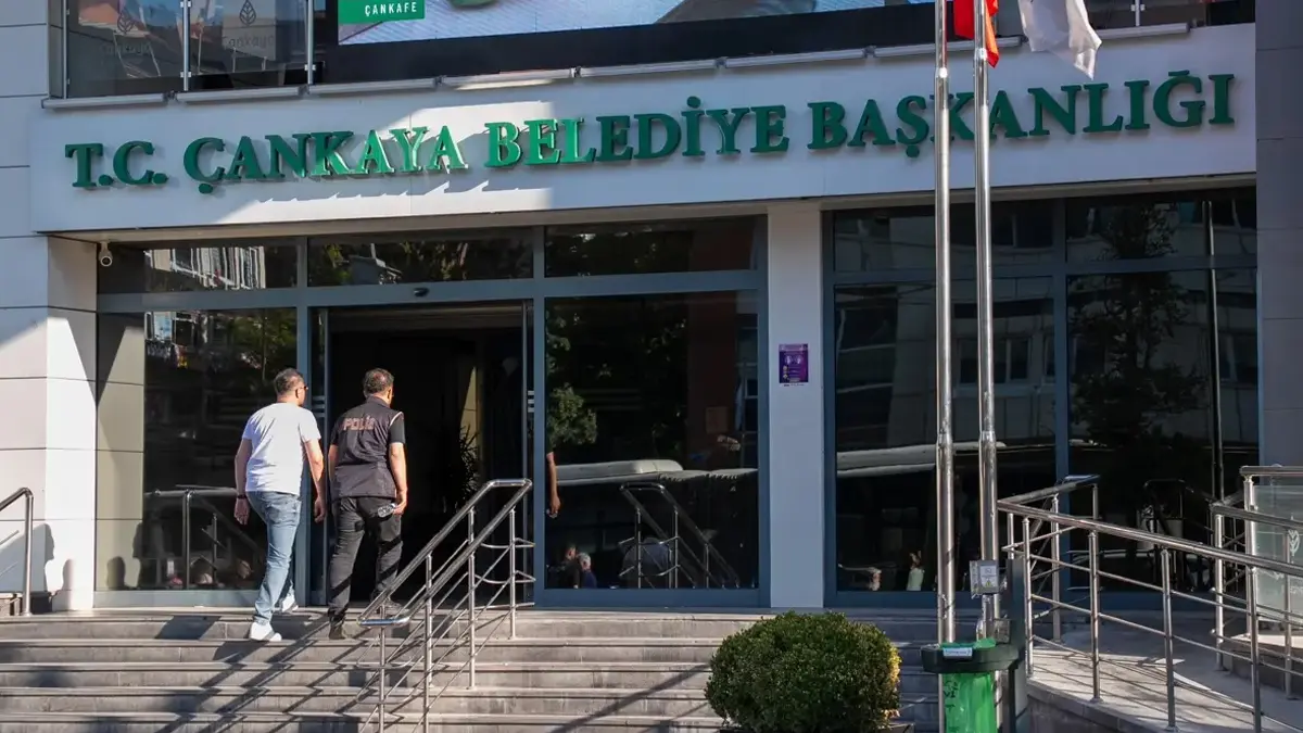 Çankaya Belediyesi'ne yönelik yolsuzluk soruşturması: 2 şüpheli tutuklandı