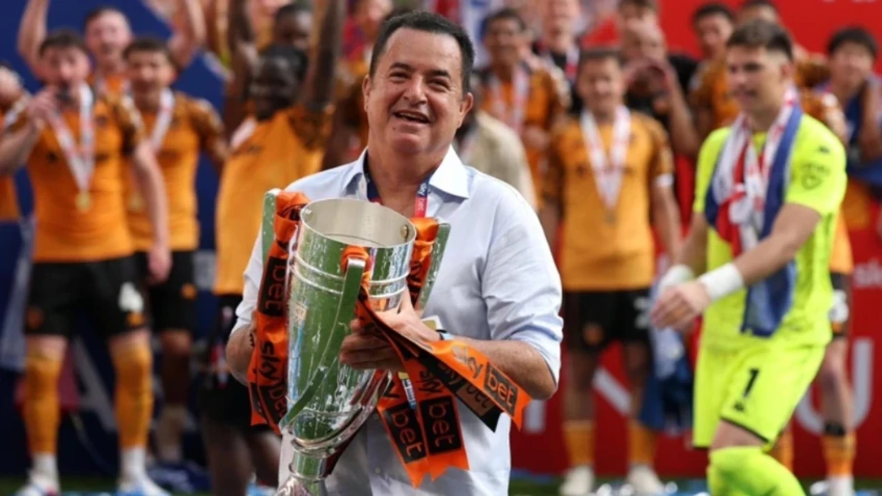 Premier Lig'de Acun Ilıcalı'ya büyük sürpriz