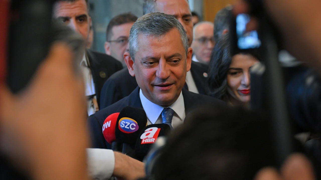 İlk kapalı grup toplantısı! Yeni Parti'nin TBMM Başkanlık Divanı ve Grup Yönetim Kurulu üyeleri belirlendi