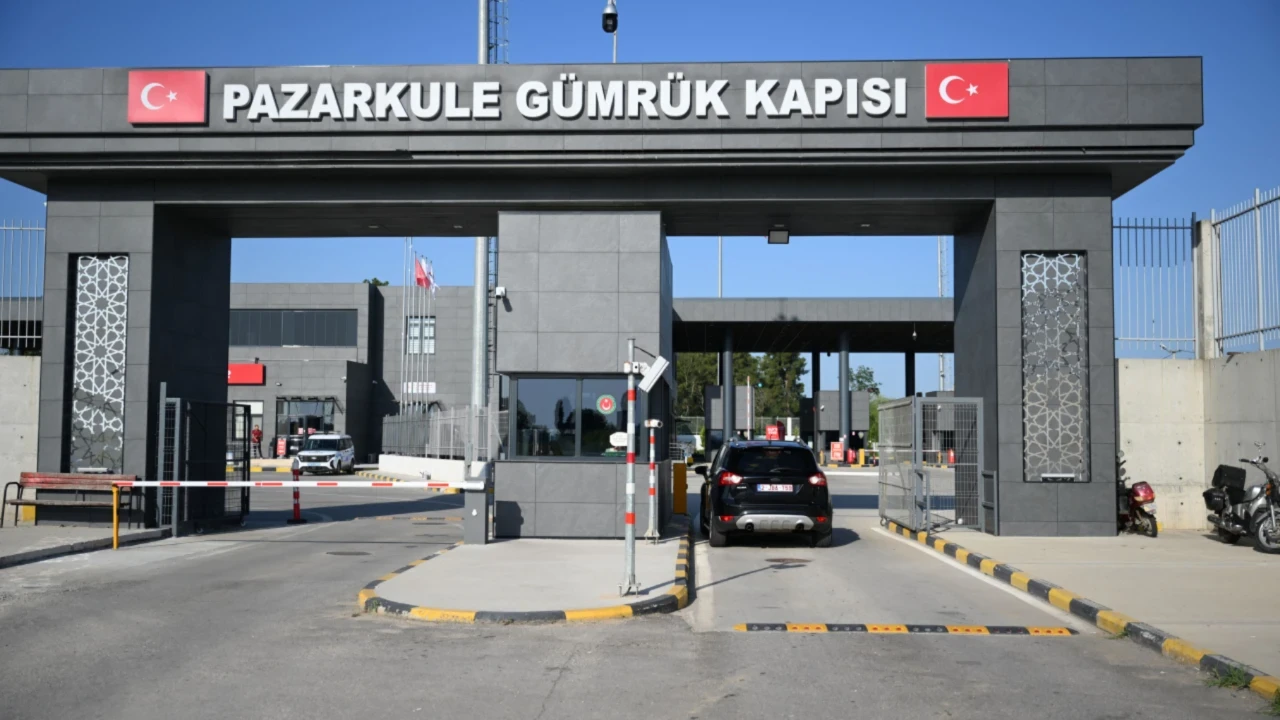 Yunanistan'daki grev gurbetçileri vurdu: Sınır kapıları kapatıldı