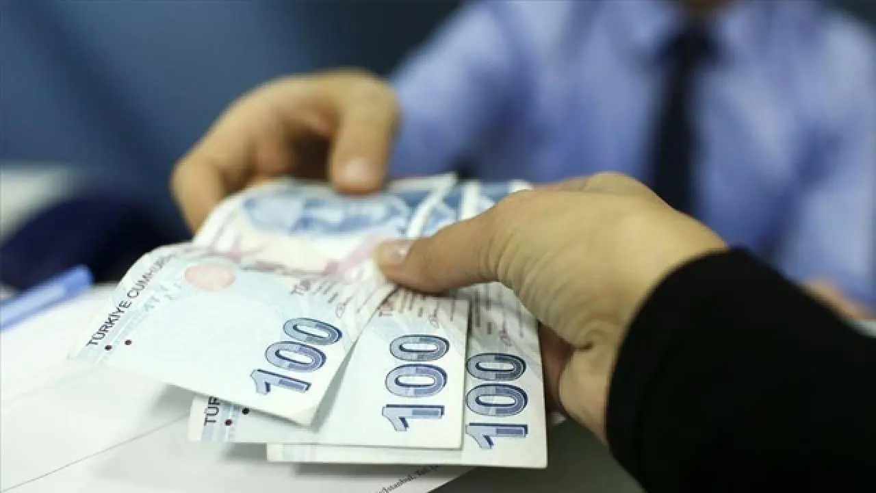 Haziran ayı yaşlı ve engelli aylıkları hesaplara yatırılmaya başlandı