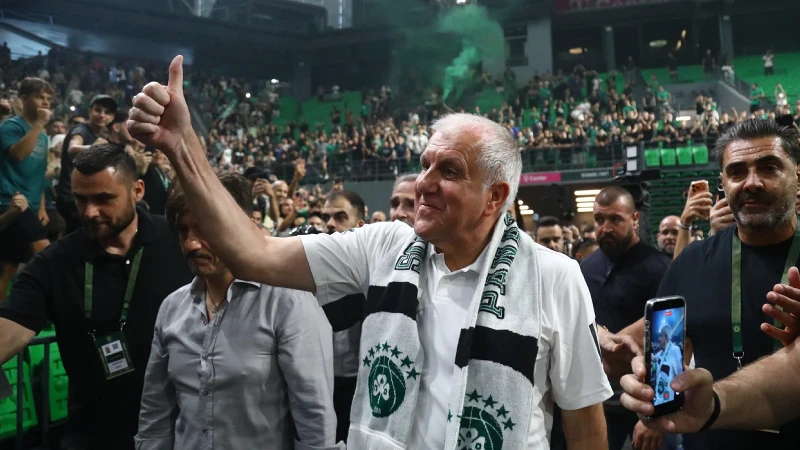 Obradovic'e görkemli imza töreni