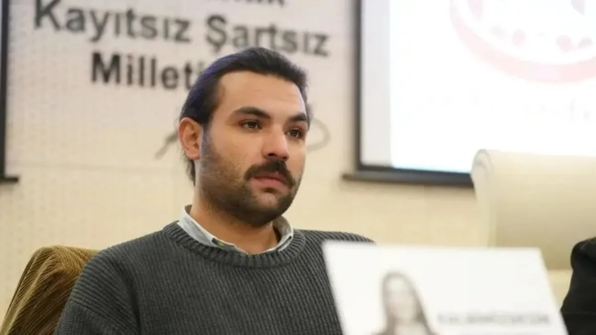 Resmi araçla alkollü kaza yapan CHP'li Esenkaya'dan pişkin savunma! Skandalı gururla anlattı