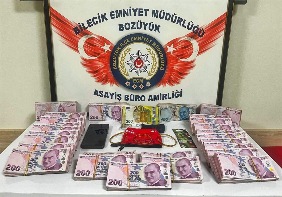 Bilecik'te kendisini askeri personel olarak tanıtıp dolandırıcılık yaptığı iddia edilen zanlı yakalandı