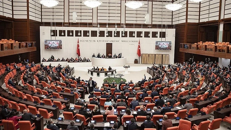 Öğrenci affı TBMM gündemine gelecek! Teklif bu hafta Meclis Başkanlığına sunulacak
