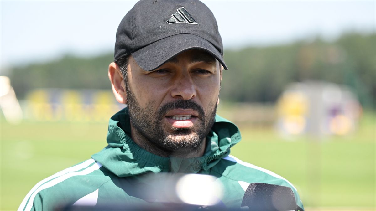 Kocaelispor Teknik Direktörü Selçuk İnan transfer ve kamp sürecini değerlendirdi: